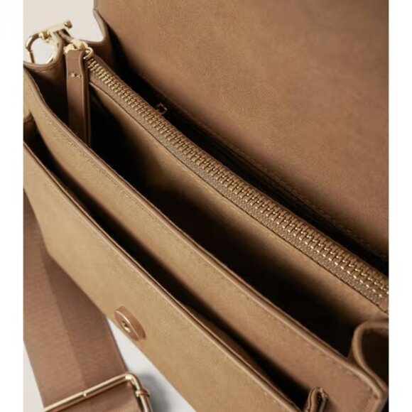 Na-kd Faux Suede Crossbody Bag - Picture 4 of 4